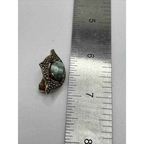 Vintage Sarah Coventry Remembrance Clip on Earrings Faux Turquoise Gold Tone - Picture 10 of 10